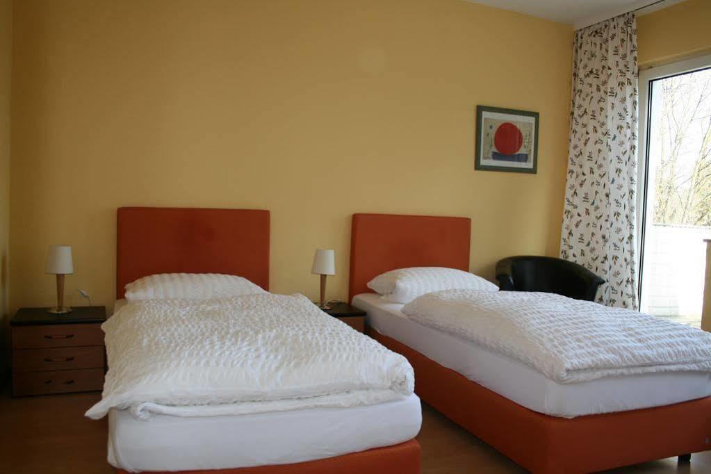 Apartmenthaus Sonnen Düsseldorf Exterior foto